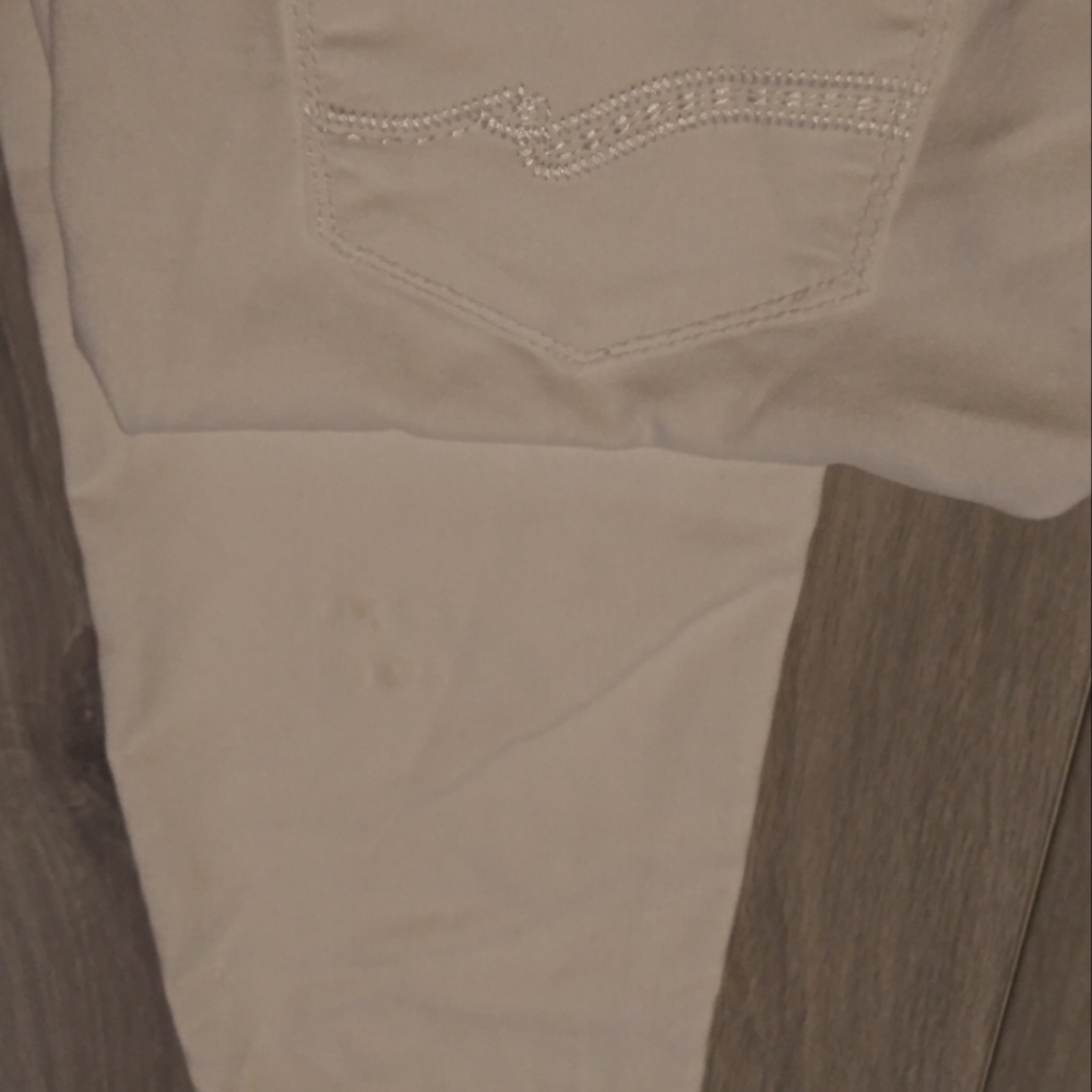 Almost Famous Off-White Skinny Leg Jeans - Size 13 - Picture 8 of 13